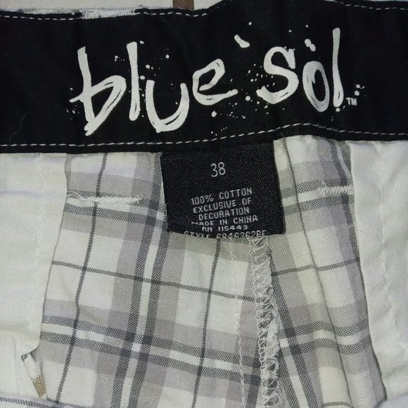BLUE SOL MENS  PLAID CASUAL SHORTS SZ 38 - Picture 2 of 7